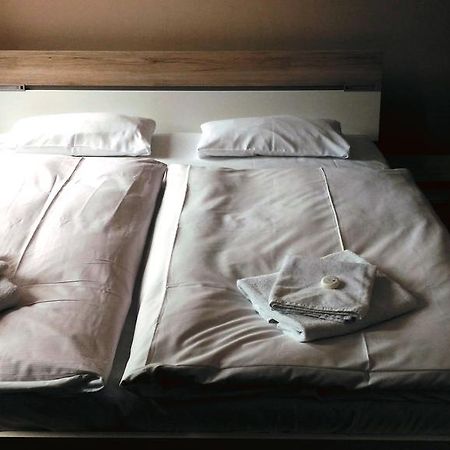 Hotel Penzion Marion Decin Zewnętrze zdjęcie
