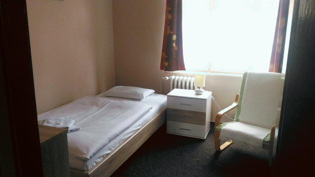 Hotel Penzion Marion Decin Zewnętrze zdjęcie