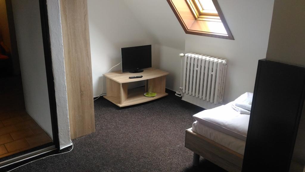 Hotel Penzion Marion Decin Zewnętrze zdjęcie
